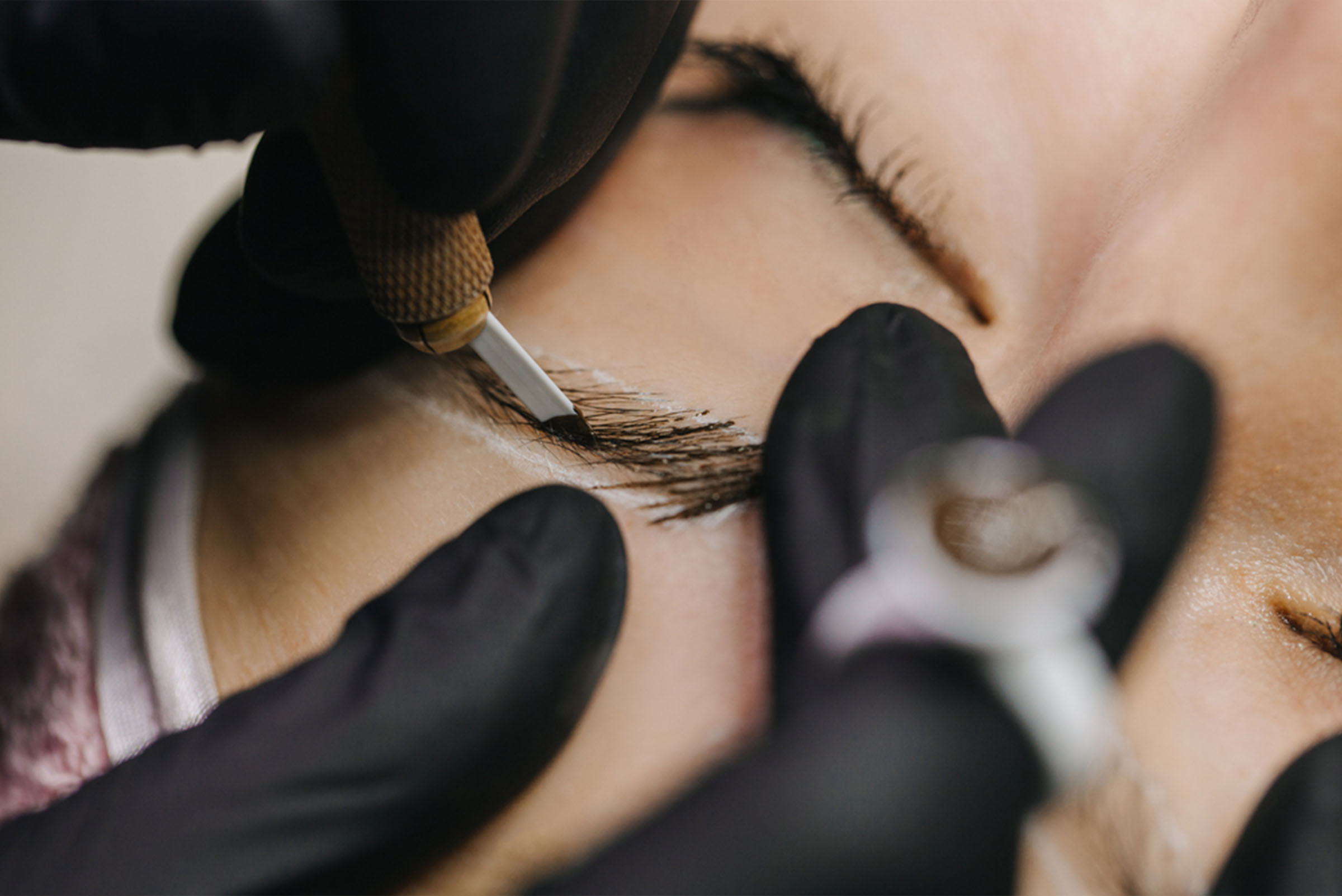 Microblading & Powder Brows bei Duygus Beauty Kippenheim