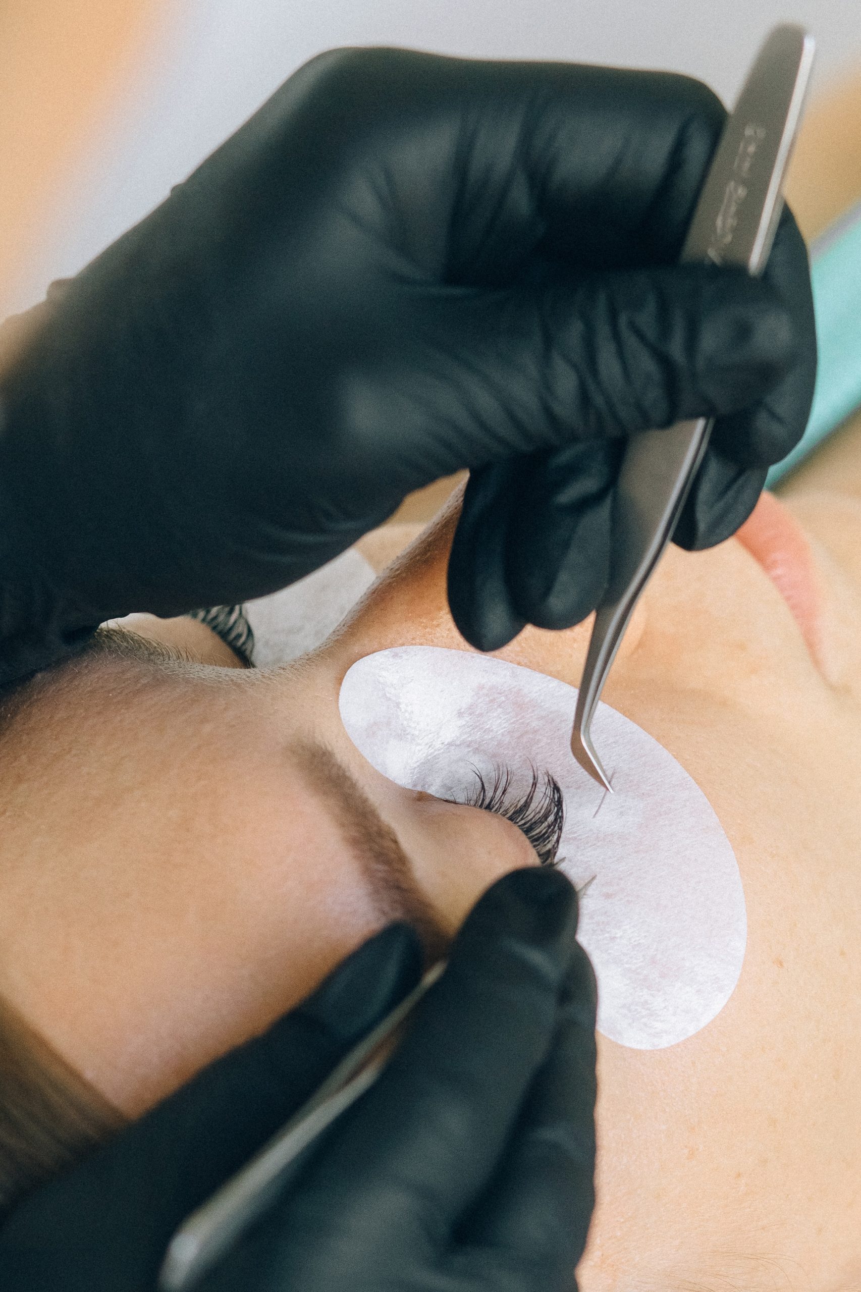 Volle Wimpern nach der Wimpernverlängerung